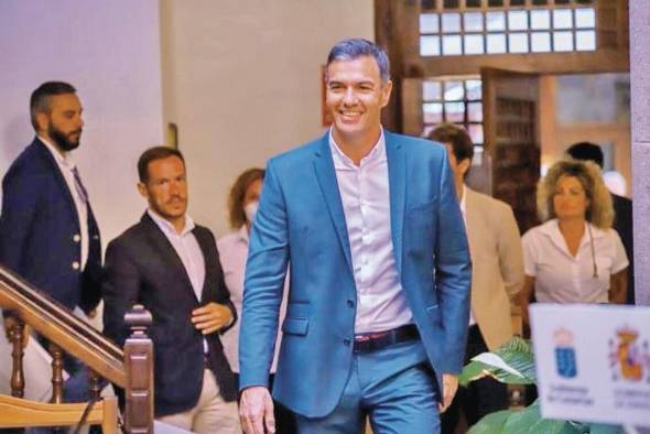 El juez de la Audiencia Nacional detalló que el teléfono de Sánchez fue espiado cinco veces. El juez de la Audiencia Nacional detalló que el teléfono de Sánchez fue espiado cinco veces.