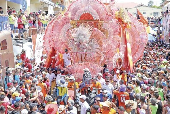 En el parque Porras de Las Tablas no cabe un alfiler los días de carnaval. En el parque Porras de Las Tablas no cabe un alfiler los días de carnaval.