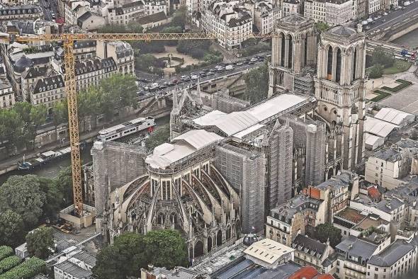 Su edificación comenzó en el año 1163. Su edificación comenzó en el año 1163.