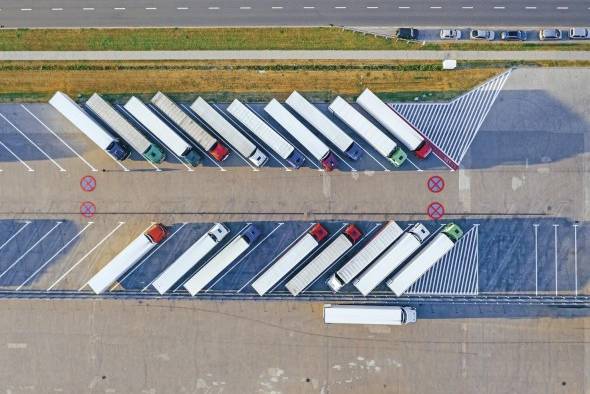 El diseño de rutas seguras incluye la planificación de paradas autorizadas y la carga de combustible en puntos seguros. El diseño de rutas seguras incluye la planificación de paradas autorizadas y la carga de combustible en puntos seguros.