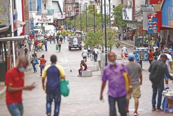 Vivimos los desafíos de las transformaciones urbanas que están estrechamente relacionadas con los sistemas de movilidad. Vivimos los desafíos de las transformaciones urbanas que están estrechamente relacionadas con los sistemas de movilidad.