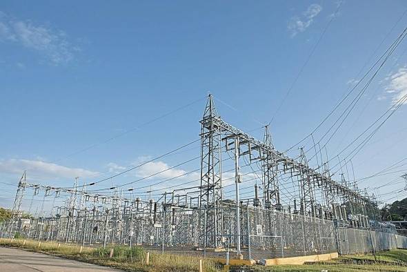 La financiación a la transición energética facilita el camino hacia una economía libre de carbono y contribuye a cumplir los objetivos de lucha contra el cambio climático de Panamá. La financiación a la transición energética facilita el camino hacia una economía libre de carbono y contribuye a cumplir los objetivos de lucha contra el cambio climático de Panamá.