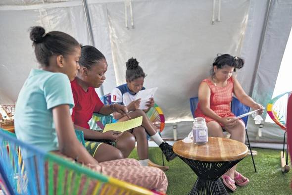 Cerca de 70 mil mujeres migrantes cruzaron la selva de Darién, el año pasado (2022). Cerca de 70 mil mujeres migrantes cruzaron la selva de Darién, el año pasado (2022).
