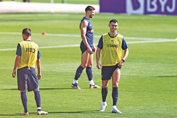 Cristiano Ronaldo durante una rueda de presensa en Al Shahhniya, Qatar, este 21 de noviembre. Cristiano Ronaldo durante una rueda de presensa en Al Shahhniya, Qatar, este 21 de noviembre.