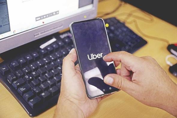 Plataforma de transporte Uber Plataforma de transporte Uber