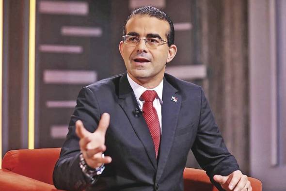 Raphael Fuentes: 'Cada mes se suspenden entre 40 a 50 licitaciones' Raphael Fuentes: 'Cada mes se suspenden entre 40 a 50 licitaciones'