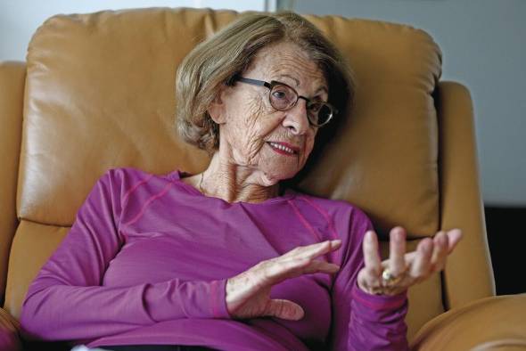 Eva Ehrenfeld, de 91 años, es oriunda de Kosice, cerca del límite con Hungría, en la antigua Checoslovaquia. Eva Ehrenfeld, de 91 años, es oriunda de Kosice, cerca del límite con Hungría, en la antigua Checoslovaquia.