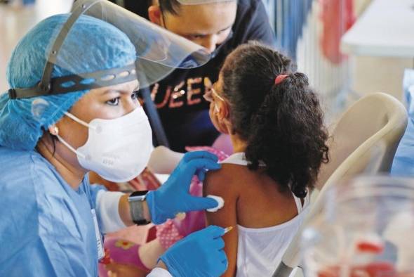 En Panamá hay alrededor de 522,198 niños con edades entre 5 y 11 años. En Panamá hay alrededor de 522,198 niños con edades entre 5 y 11 años.
