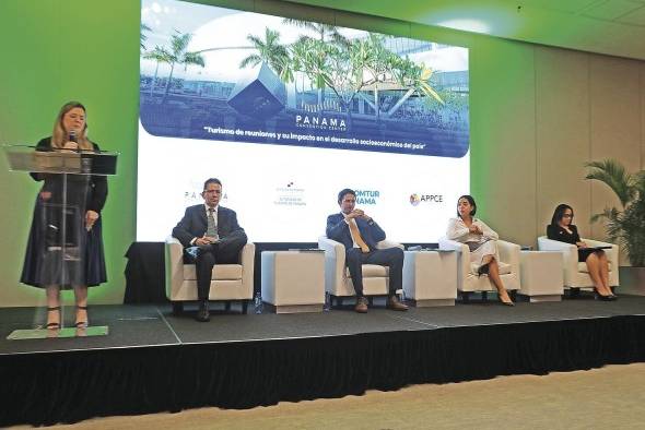 El Centro de Convenciones de Panamá es una pieza clave en el desarrollo del turismo de reuniones. El Centro de Convenciones de Panamá es una pieza clave en el desarrollo del turismo de reuniones.