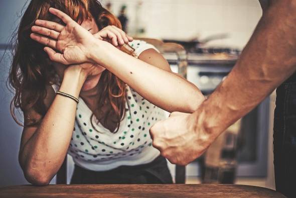 Los casos de violencia doméstica experimentaron una importante alza. Los casos de violencia doméstica experimentaron una importante alza.