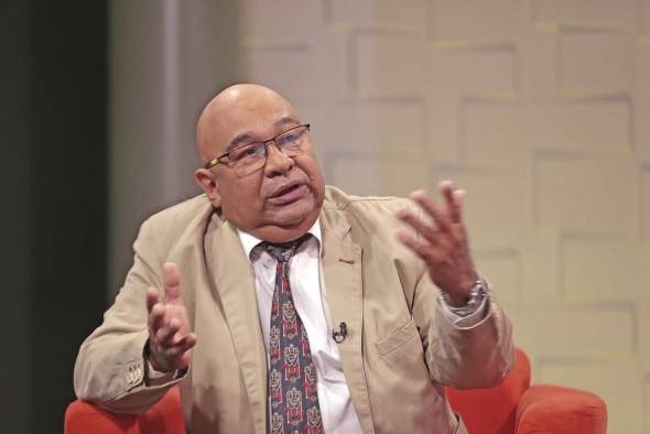 Prof. Euclides Tapia: 'En una guerra global, el Tratado de Neutralidad del Canal es papel mojado' Prof. Euclides Tapia: 'En una guerra global, el Tratado de Neutralidad del Canal es papel mojado'
