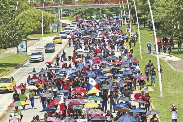 En la avenida Balboa y en la cinta costera hubo protestas. En la avenida Balboa y en la cinta costera hubo protestas.
