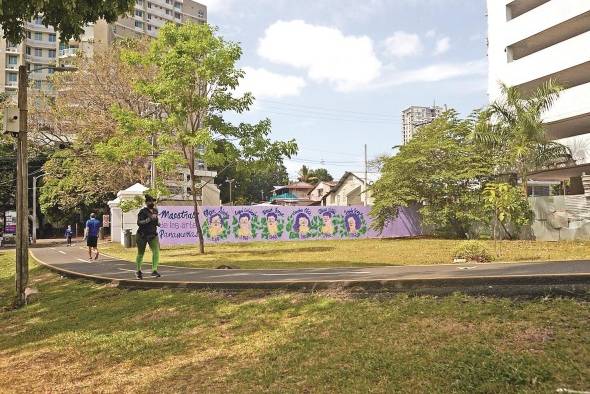 La obra 'Maestras de las artes panameñas' realizada por Momo Magallón La obra 'Maestras de las artes panameñas' realizada por Momo Magallón