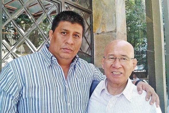 El extécnico Tomiaki Fukuda (Der.) visitó nuestro país como presidente del judo japonés. En la foto con el entrenador Erick Iván Castillo. El extécnico Tomiaki Fukuda (Der.) visitó nuestro país como presidente del judo japonés. En la foto con el entrenador Erick Iván Castillo.