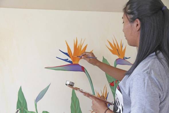 Kenia Araya, los colores de una artista inspirada en la naturaleza Kenia Araya, los colores de una artista inspirada en la naturaleza