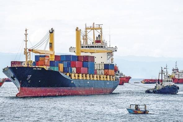 El proyecto de ley 598 que regula el cabotaje y las actividades de comercio interior en las aguas de la República de Panamá, se podría convertir en la primera ley en el país que rija esta materia. El proyecto de ley 598 que regula el cabotaje y las actividades de comercio interior en las aguas de la República de Panamá, se podría convertir en la primera ley en el país que rija esta materia.