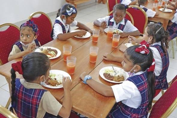 En el 2022, el plan Estudiar sin Hambre inició en 279 escuelas En el 2022, el plan Estudiar sin Hambre inició en 279 escuelas