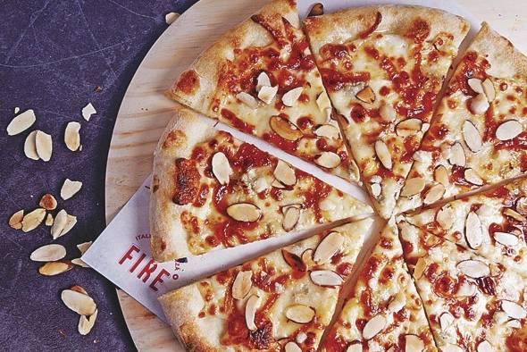 'Pizza Saint Zermatt', de Fire Pizza 'Pizza Saint Zermatt', de Fire Pizza