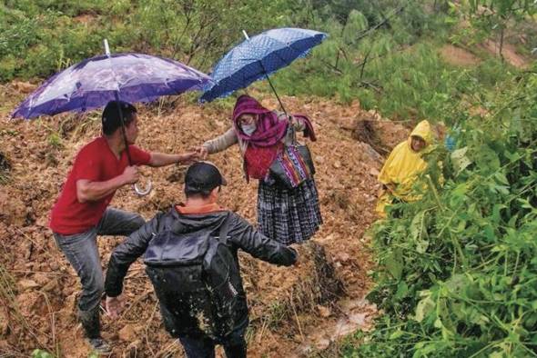 Ocho muertos, más de 2 mil afectados y producción del agro en pausa por Eta Ocho muertos, más de 2 mil afectados y producción del agro en pausa por Eta