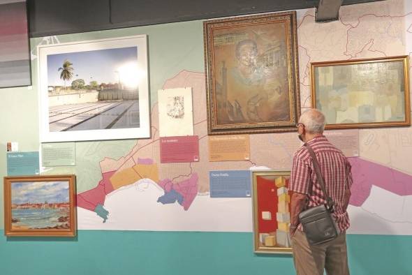 Un mapa y diversas obras muestran la evolución de la ciudad de Panamá Un mapa y diversas obras muestran la evolución de la ciudad de Panamá
