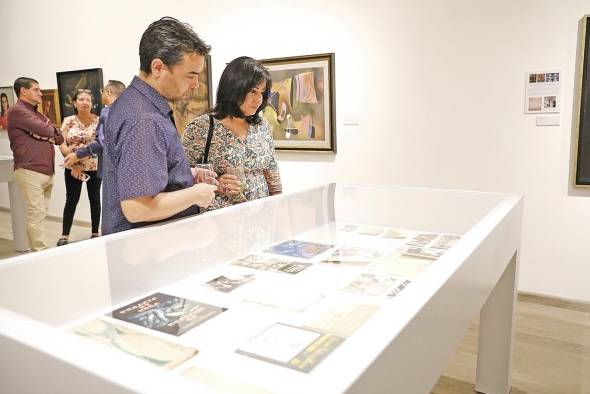 La exhibición estará disponible hasta el próximo mes en NG Art Gallery. La exhibición estará disponible hasta el próximo mes en NG Art Gallery.