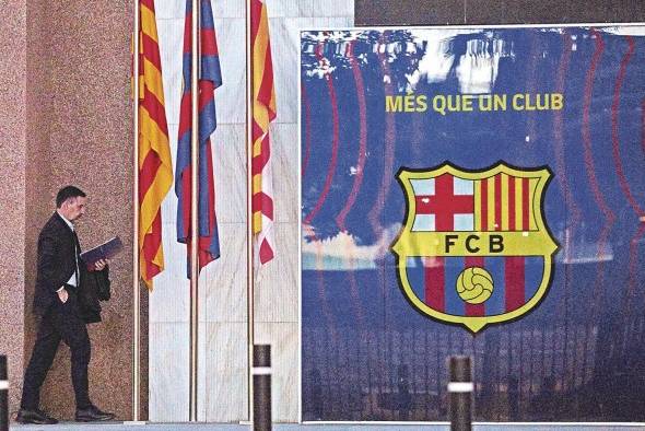 Este es un tiempo de gran incertidumbre para el F.C. Barcelona. Este es un tiempo de gran incertidumbre para el F.C. Barcelona.