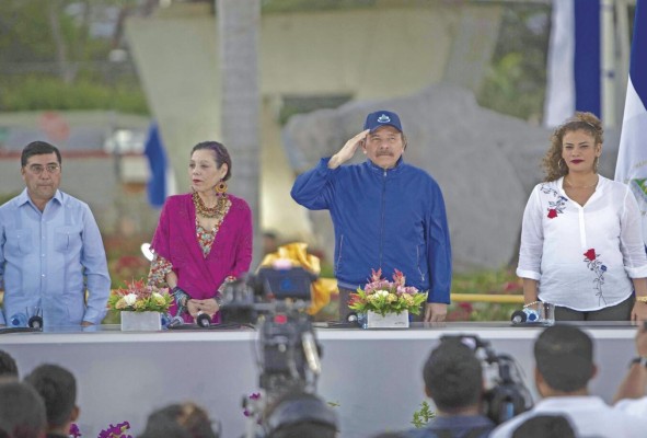 El presidente de Nicaragua, Daniel Ortega (c) , en una fotografía de archivo. El presidente de Nicaragua, Daniel Ortega (c) , en una fotografía de archivo.