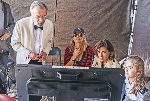 María Ripoll añadió su voz en un cameo que puede escucharse al inicio de la cinta. María Ripoll añadió su voz en un cameo que puede escucharse al inicio de la cinta.