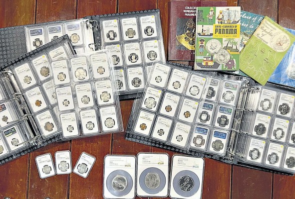 La colección pertenece al panameño Menalco Solís Díaz. La colección pertenece al panameño Menalco Solís Díaz.