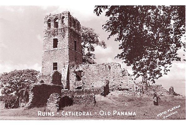 Panamá La Vieja, Circa 1930. Las ruinas de Panamá Viejo son el testimonio primario de la fundación de la ciudad. Panamá La Vieja, Circa 1930. Las ruinas de Panamá Viejo son el testimonio primario de la fundación de la ciudad.