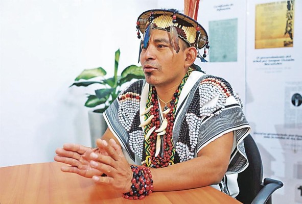 Agilio Semperi, líder indígena de la Amazonía peruana Agilio Semperi, líder indígena de la Amazonía peruana