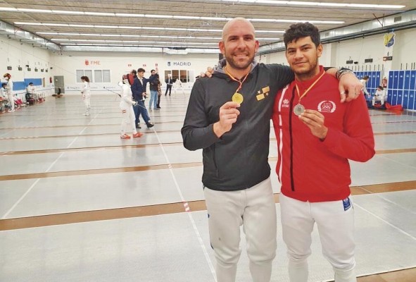 Durante las semifinales, el panameño venció al venezolano Aaron Jiménez 15-10. Durante las semifinales, el panameño venció al venezolano Aaron Jiménez 15-10.