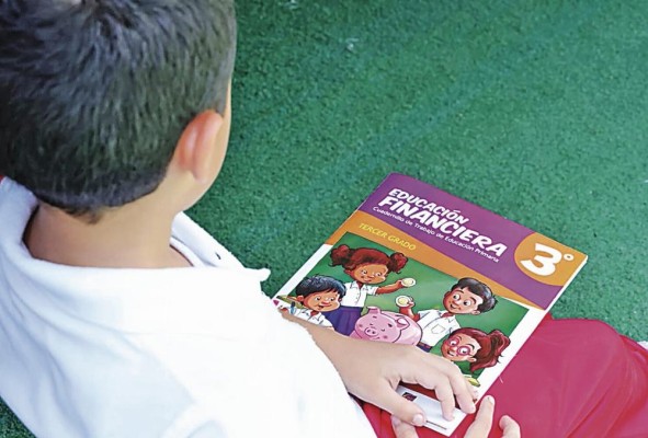 La Estrategia nacional de educación financiera ofrecerá 'cuadernillos de trabajo' para los estudiantes de primero hasta sexto grado. La Estrategia nacional de educación financiera ofrecerá 'cuadernillos de trabajo' para los estudiantes de primero hasta sexto grado.