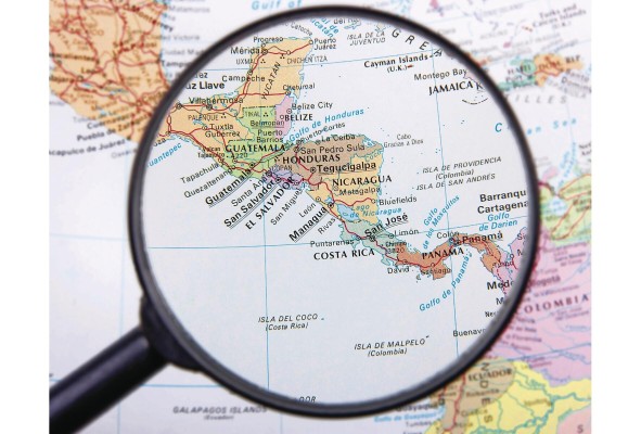 El informe aborda un panorama regional sobre la evolución en los principales indicadores demográficos, sociales, económicos, políticos y ambientales de los países. El informe aborda un panorama regional sobre la evolución en los principales indicadores demográficos, sociales, económicos, políticos y ambientales de los países.