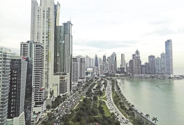 Cinta Costera I en la ciudad de Panamá. Cinta Costera I en la ciudad de Panamá.