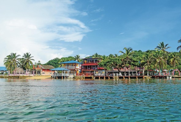 Vista de la isla Colón en la provincia de Bocas del Toro Vista de la isla Colón en la provincia de Bocas del Toro