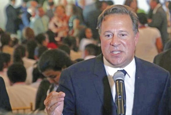 El ex presidente Juan Carlos Varela, ocupará la casilla número uno entre los candidatos a diputado del Parlacen por el Partido Panameñista. El ex presidente Juan Carlos Varela, ocupará la casilla número uno entre los candidatos a diputado del Parlacen por el Partido Panameñista.