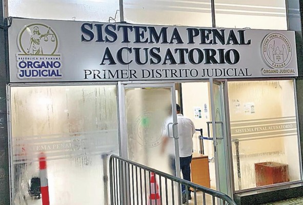 La audiencia se llevó a cabo en la sede del Sistema Penal Acusatorio. La audiencia se llevó a cabo en la sede del Sistema Penal Acusatorio.