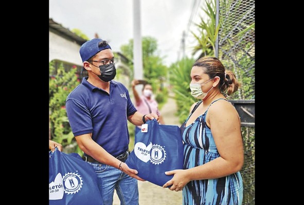 Tigo Panamá refuerza su propósito de crear autopistas digitales que conecten a las personas al apoyar a las causas que impactan positivamente a sectores y comunidades del país que se encuentran en situación vulnerable. Tigo Panamá refuerza su propósito de crear autopistas digitales que conecten a las personas al apoyar a las causas que impactan positivamente a sectores y comunidades del país que se encuentran en situación vulnerable.