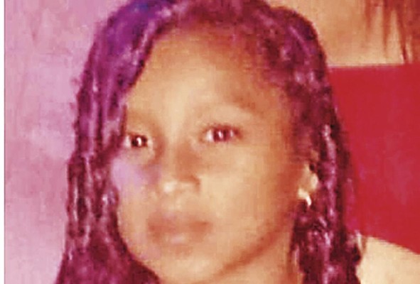 Aderlyn Llerena. Septiembre 2022: 9 años Desaparición forzada San Miguelito Estatus La investigación se mantiene en reserva. La niña desapareció cuando se dirigía a la escuela. Aderlyn Llerena. Septiembre 2022: 9 años Desaparición forzada San Miguelito Estatus La investigación se mantiene en reserva. La niña desapareció cuando se dirigía a la escuela.