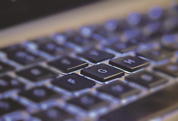 Desarrollo 'web', de 'software' y de aplicaciones móviles, son algunos puntos a mejorar. Desarrollo 'web', de 'software' y de aplicaciones móviles, son algunos puntos a mejorar.