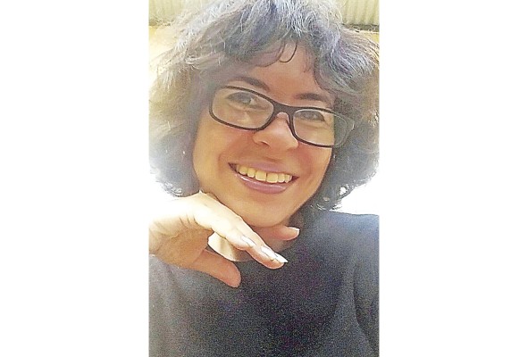 La escritora Aura Sibila Benjamín La escritora Aura Sibila Benjamín