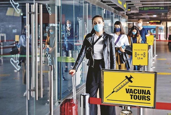 Más de 40 mil peruanos se han dirigido a la Florida para obtener la inoculación. Más de 40 mil peruanos se han dirigido a la Florida para obtener la inoculación.