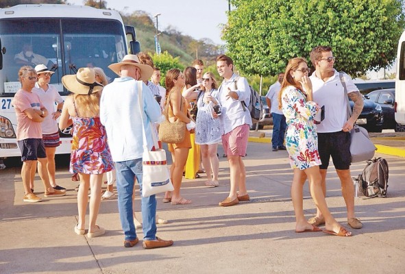 El segmento de turismo de aventura es muy gustado por los turistas El segmento de turismo de aventura es muy gustado por los turistas