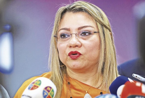 Doris Zapata, ministra de Trabajo y Desarrollo Laboral. Doris Zapata, ministra de Trabajo y Desarrollo Laboral.