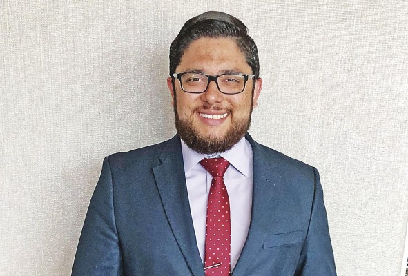 Dr. Alcibíades Villarreal, investigador del Centro de Neurociencias y Unidad de Investigación Clínica de Indicasat-AIP. Dr. Alcibíades Villarreal, investigador del Centro de Neurociencias y Unidad de Investigación Clínica de Indicasat-AIP.