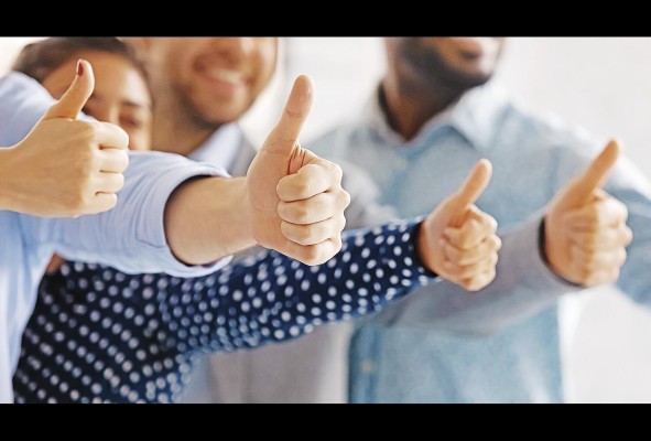Cuando crece uno, crecemos todos como comunidad Cuando crece uno, crecemos todos como comunidad