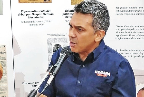 Ricardo Lombana, precandidato presidencial de MOCA. Ricardo Lombana, precandidato presidencial de MOCA.
