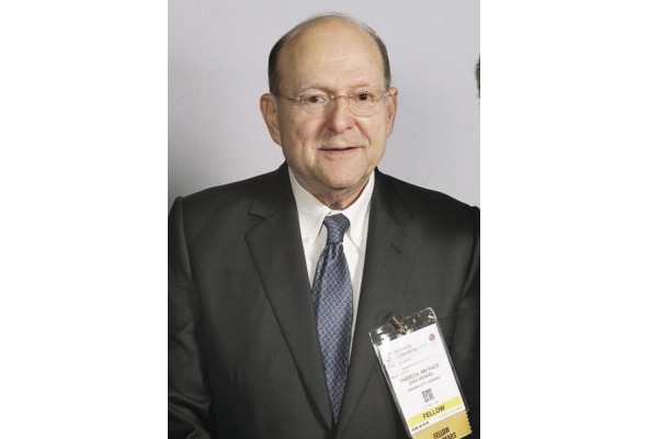 CONDECORACIÓN. El Comité de Honor del American College of Surgeons concedió el título de 'Honorary Fellow 2020' al doctor José Manuel Fábrega CONDECORACIÓN. El Comité de Honor del American College of Surgeons concedió el título de 'Honorary Fellow 2020' al doctor José Manuel Fábrega