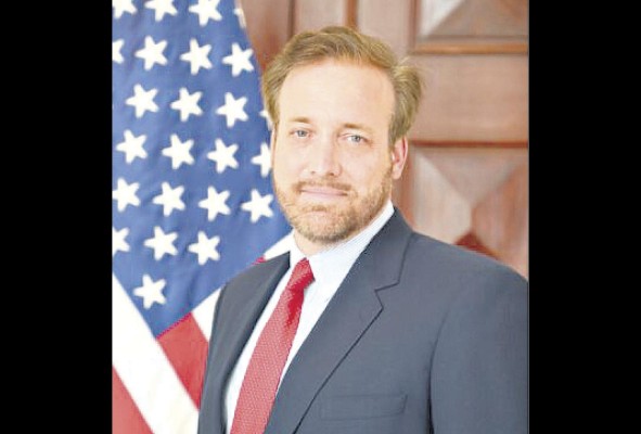 Stewart Tuttle, jefe de misión de la Embajada de EE.UU. en Panamá. Stewart Tuttle, jefe de misión de la Embajada de EE.UU. en Panamá.